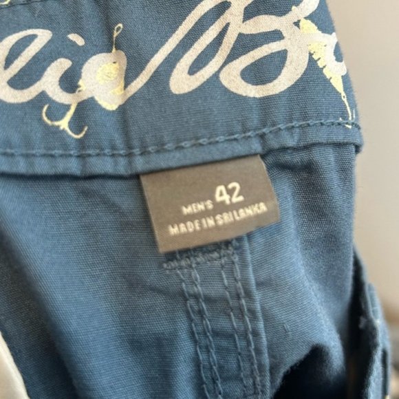 Eddie Bauer Men’s Classic Blue Shorts Novelty Print Fishing Lures - Picture 5 of 6